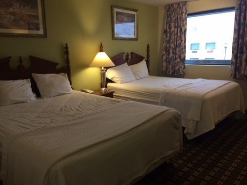 Hospitality Inn Bowmansville Kültér fotó